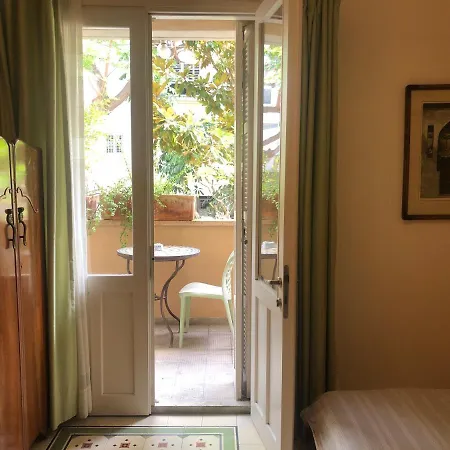 Rothschild Tel-Aviv Studio-2